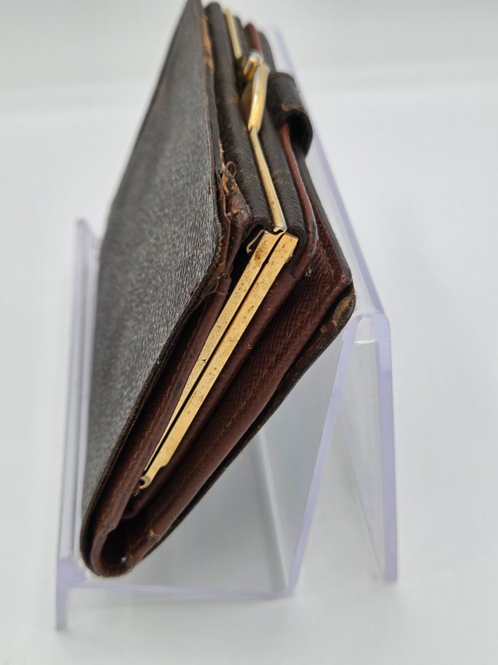 Louis Vuitton Monogram French Purse Wallet | Kiss Lock Coin Wallet | Authentic - Picture 3 of 14